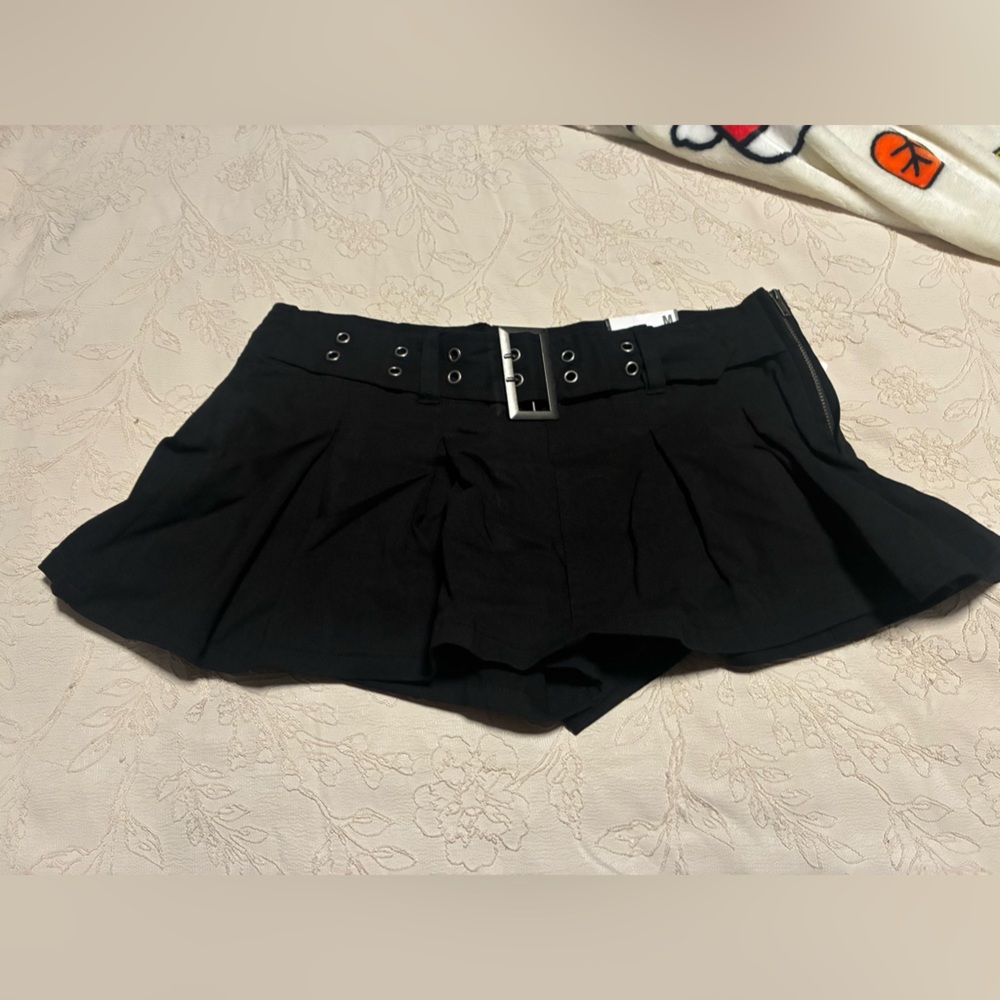 Brand new mini skirt size M